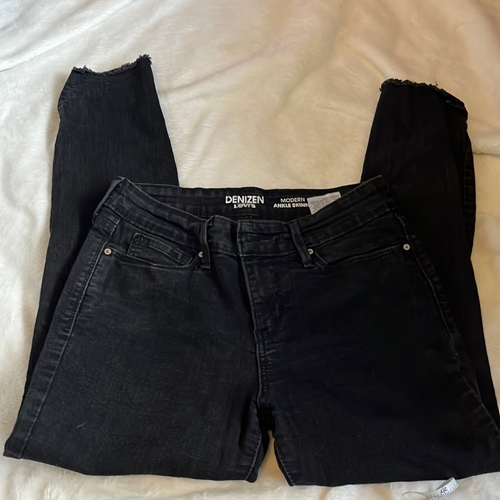 GUC LEVIS DENIZEN BLACKWASH ANKLE JEAN